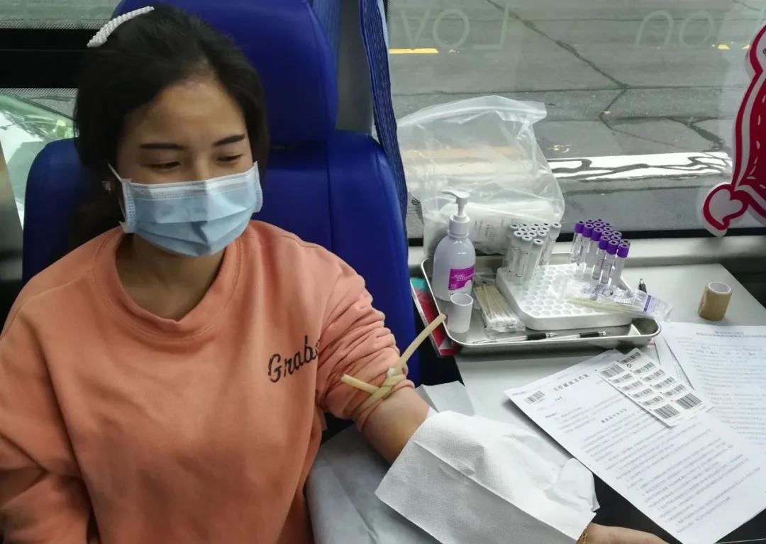 爱心献血，温暖中国，华体会平台-华体会(中国)
在行动！