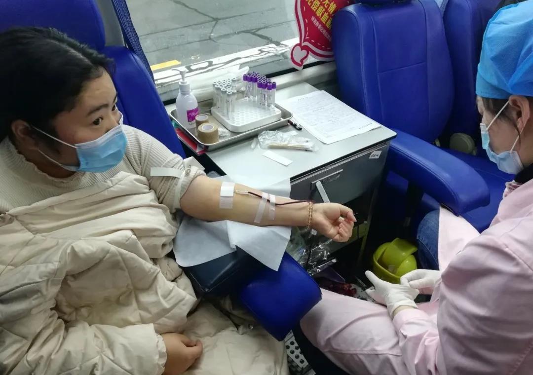 爱心献血，温暖中国，华体会平台-华体会(中国)
在行动！